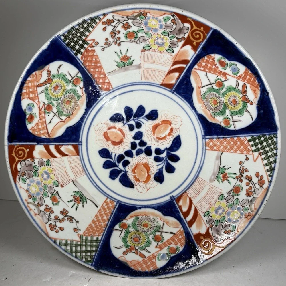 1920s Japanese Meiji Period Hand Painted Imari Plate 12